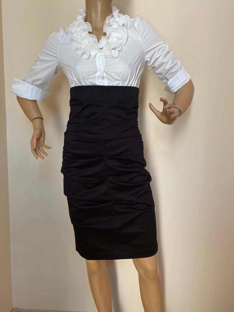 skirt under skirt