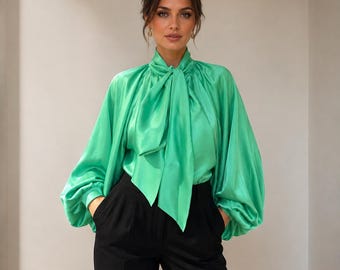 Blusa de satén verde, top con lazo en el cuello, camisa de manga abullonada, blusa elegante con lazo, top elegante para mujer