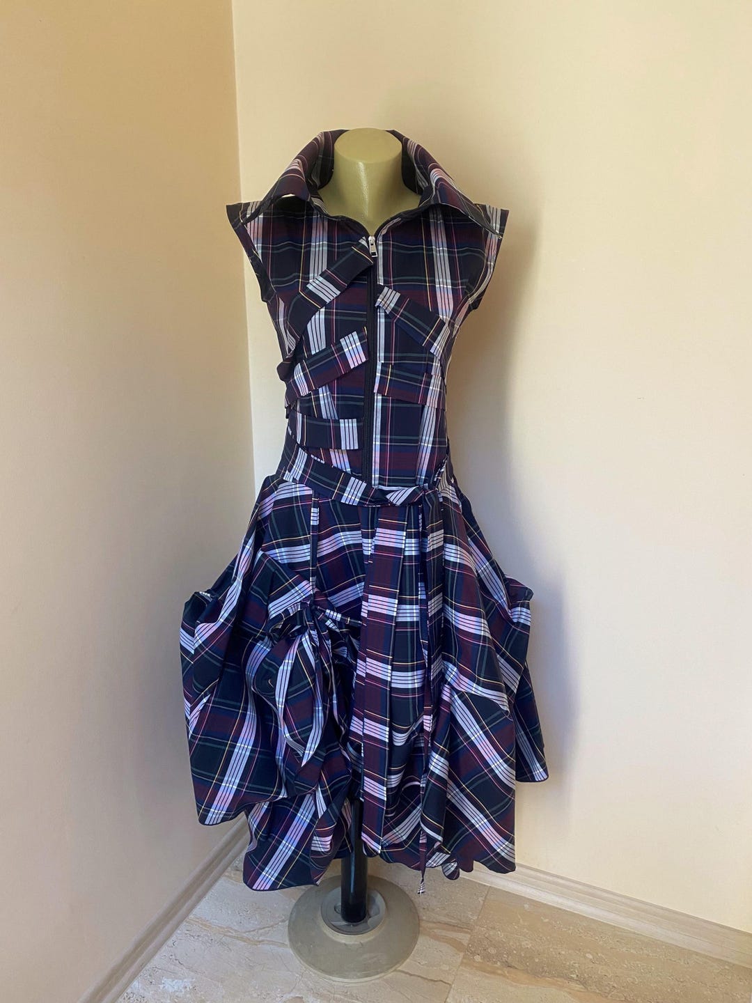 Abito da cocktail burlesque in tartan viola, abito in cotone