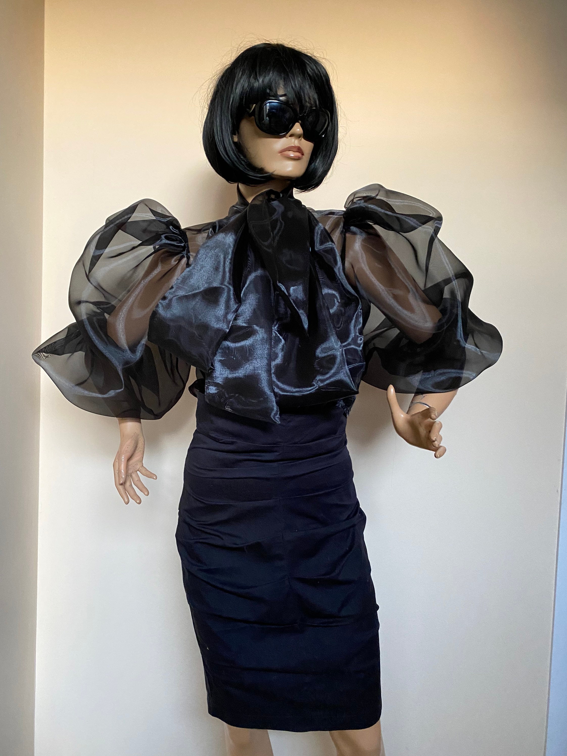 HYKE PUSSY-BOW BLOUSE 黒 HYKE PUSSY-BOW BLOUSE 黒