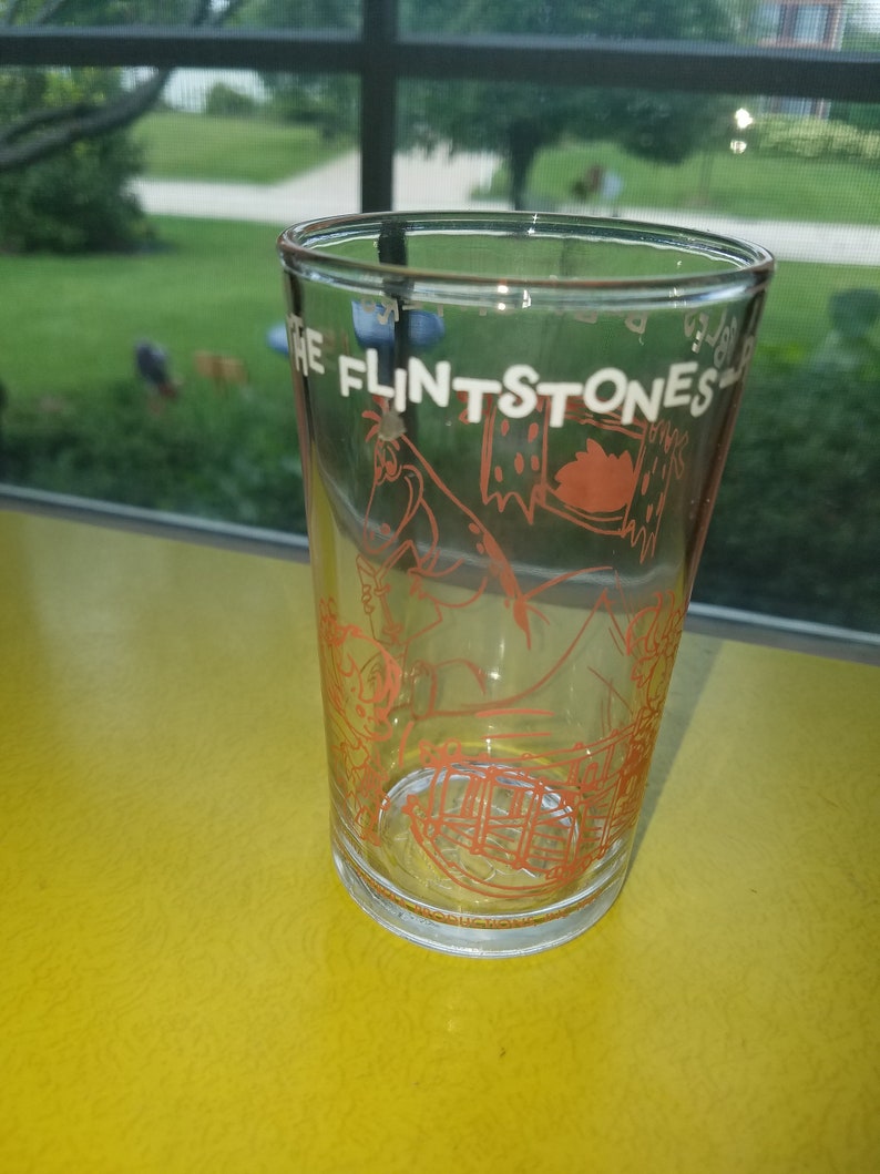 Vintage 1963 Hanna Barbera Productions Inc The Flinstones Pebbles Baby Sitter/'s Pink and Clear Juice Glass