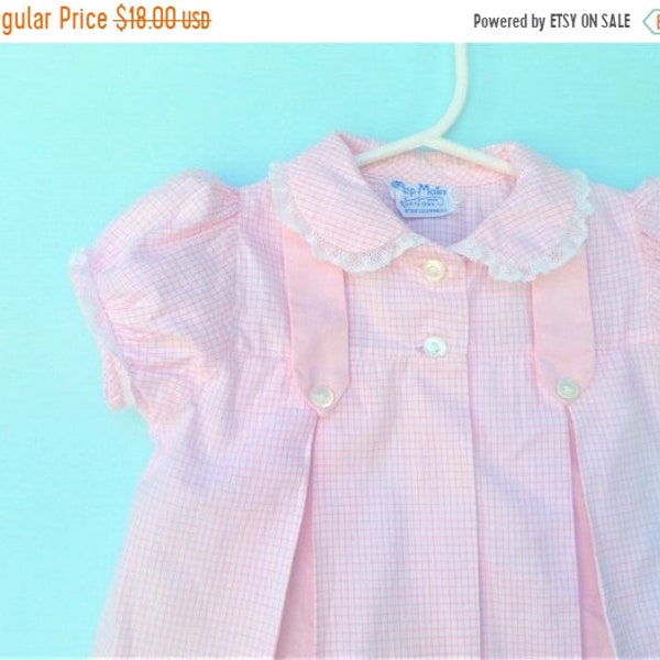 Vintage Infant Top-1960's  Pink Grid Print Pleated Blouse or Tunic with Collar   by Top Mates  Size S  (0-13 Lbs.)