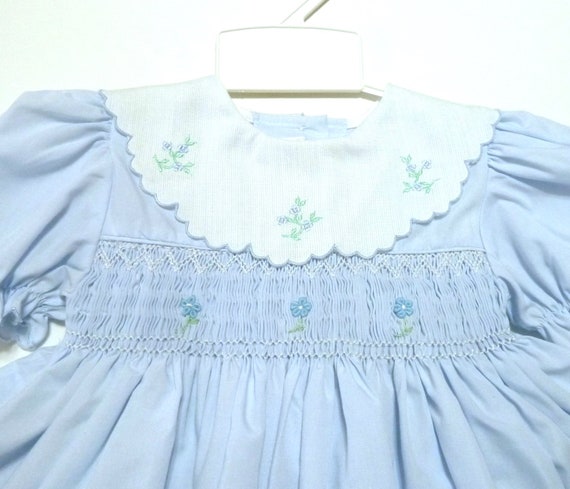 Vintage Smocked Dress- Sweet Baby Blue Smocked In… - image 3