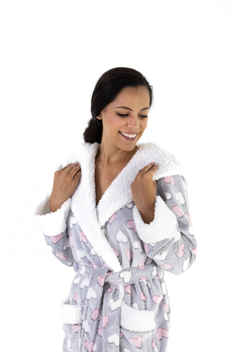 Love This Robe! Plush Sherpa Lined Soft 46” Fleece Women's Hooded Robe ...