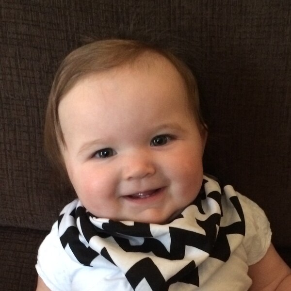 FREE SHIPPING Baby Infinity Scarf Bib Black and White Chevron