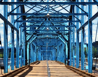 Walnut Street Bridge , Chattanooga Tennessee