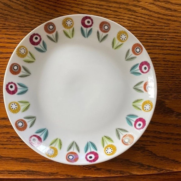 Sale! Retro Upsala Ekeby Karlskrona Iconic Ignis Bellis Pattern Sweden 7" Bread & Butter Plate - Eva Bladh Mid-Century Porcelain 1952