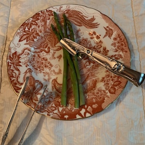 Per Unit: Striking Vintage French Christofle Silver Plated Kings Pattern Art Deco/Art Nouveau Profile Asparagus Tongs / Sandwich Grip - Mono