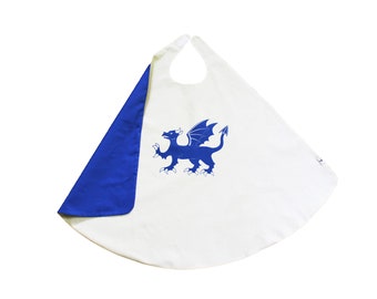 Cape - Cape dragon - Cape verte, bleue ou rouge - Robe enfant- Costume enfant- Tissu naturel - Robe couleur neutre-Capuches super héros