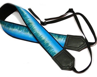 Grass and heaven Camera strap.  Blue and green camera strap.  DSLR / SLR Camera Strap. Replacement straps by InTePro