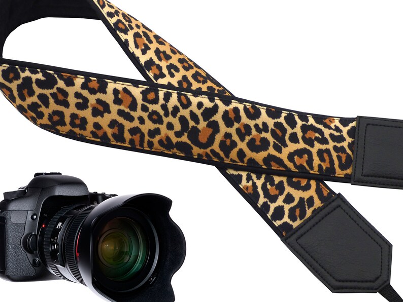 Personalized camera strap. Comfy and durable strap. Leopard image 0