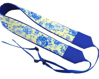 English roses camera strap.  Royal blue DSLR & SLR camera strap. Personalized camera accessory by InTePro Great Christmas gift.