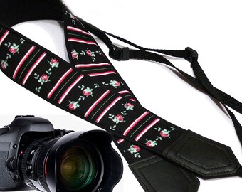 Flowers Camera strap.  Roses camera strap with stripes.  DSLR / SLR Camera Strap. Photo accessory by InTePro