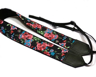 Flowers Camera strap.  Damask Roses camera strap.  DSLR/SLR Camera Strap. Camera accessories by InTePro