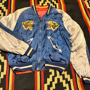 1950s korea souvenir doublesided jacket size L 40 perfectly worn with some repairs and wear see pics for details