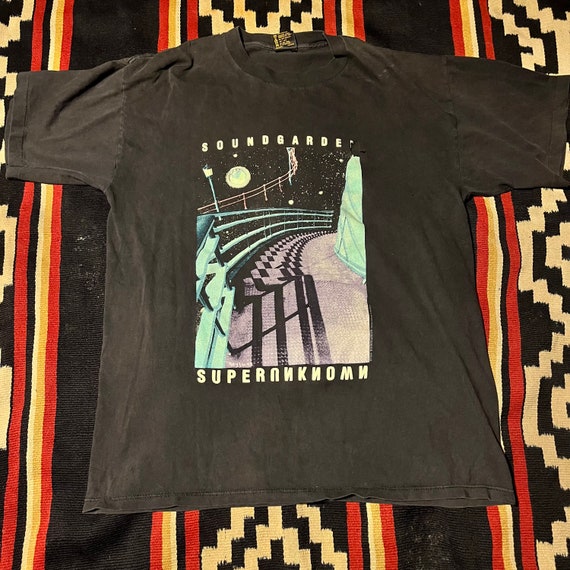 ビンテージ サウンド ガーデン tシャツ Superunknown 1994 Soundgarden Vintage T Shirt 1994 Superunknown Tour Glow In