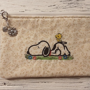 Snoopy Flowers - 5&quot; x 7&quot; - Embroidered Fabric Zipper Bag - Fully Lined - Lobster Claw Clasp - Pencil Pouch - Makeup 100% Cotton Handmade