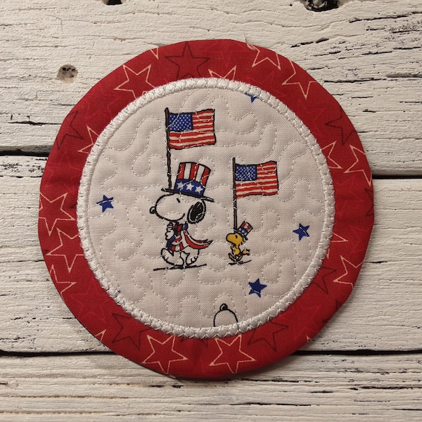 5 po. Rond - Snoopy Woodstock - 4 juillet - Indépendance - Mug sous-bocks - Fantastique - NOUVEAU - Lavable - Excellent cadeau - Tapis de café - Bougie