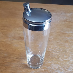 Tall, Etched Glass, Fleur de Lys Cocktail Shaker