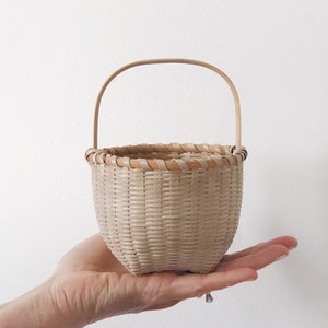 Minature Handwoven Shaker Basket image 5