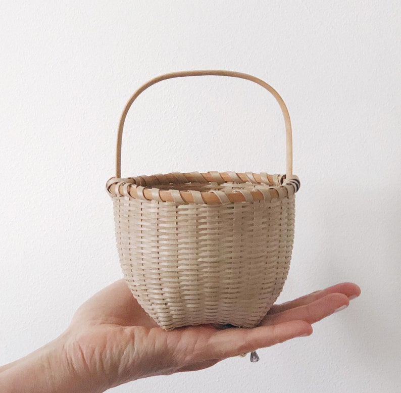 Minature Handwoven Shaker Basket image 5