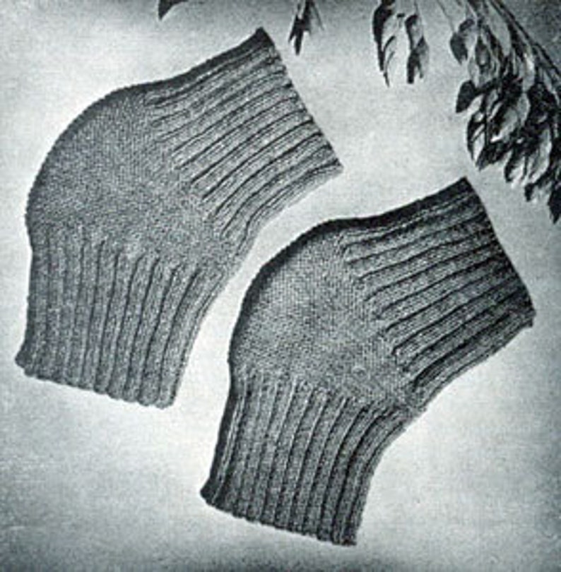 Knitting Pattern download / winter knee warmers / Arthritis / Etsy