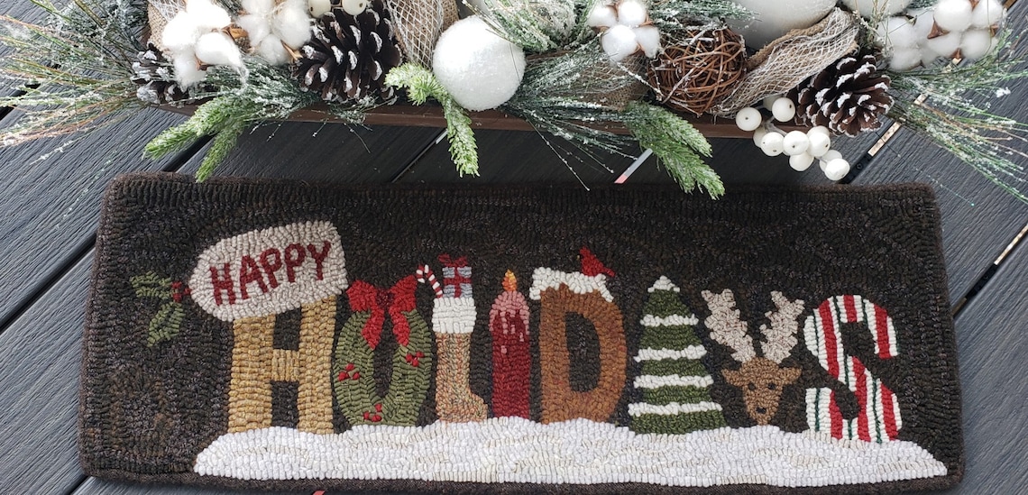 Happy Holidays Primitive Rug Hooking Pattern: Deer, Holly, Cardinal ...