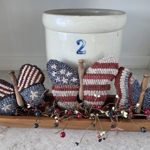 Glory Wings Butterfly Bowl Fillers; Primitive PAPER Rug Hooking Pattern, Vintage Clothespin  Patriotic Butterflies