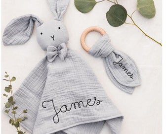 Personalisierte Baby-Dusche-Geschenk Gestickte Bio Musselin Baumwolle Bunny Lovey Beißring Geschenk-Set Umweltfreundliche Baby Spielzeug Personalisierte Lovey