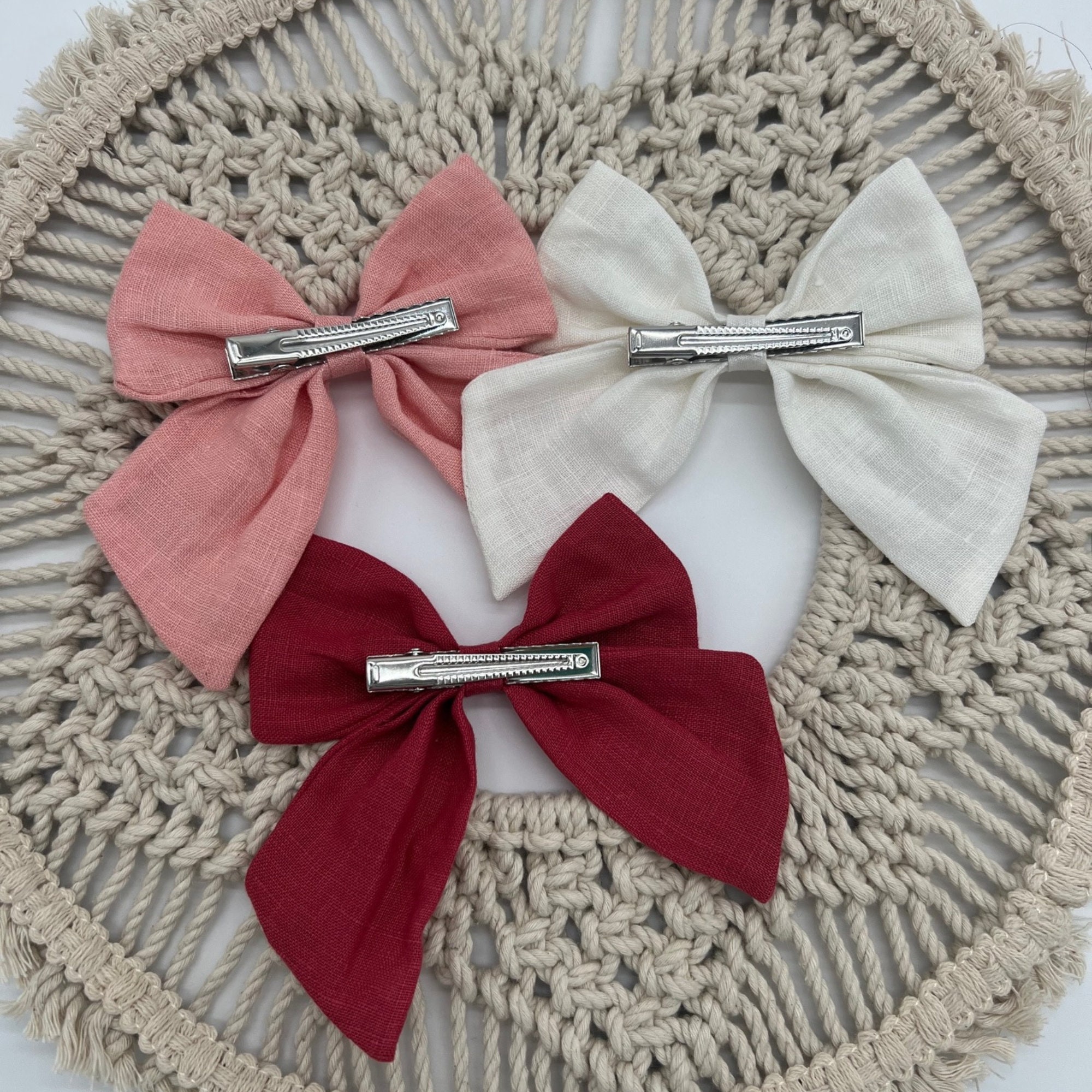 Personalized Bow with Name Linen Hair Bow Embroidered Hair Clip for Girls with Flowers Custom Name Bow Monogrammed Hair Bow Girls Hair Bow