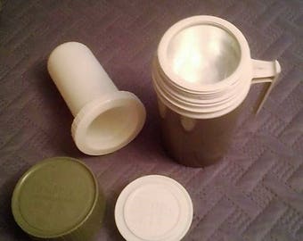 Vintage Green Pint Size Thermos Brand Hot/Cold Keeper