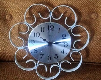 Vintage Welby White Metal Kitchen Clock