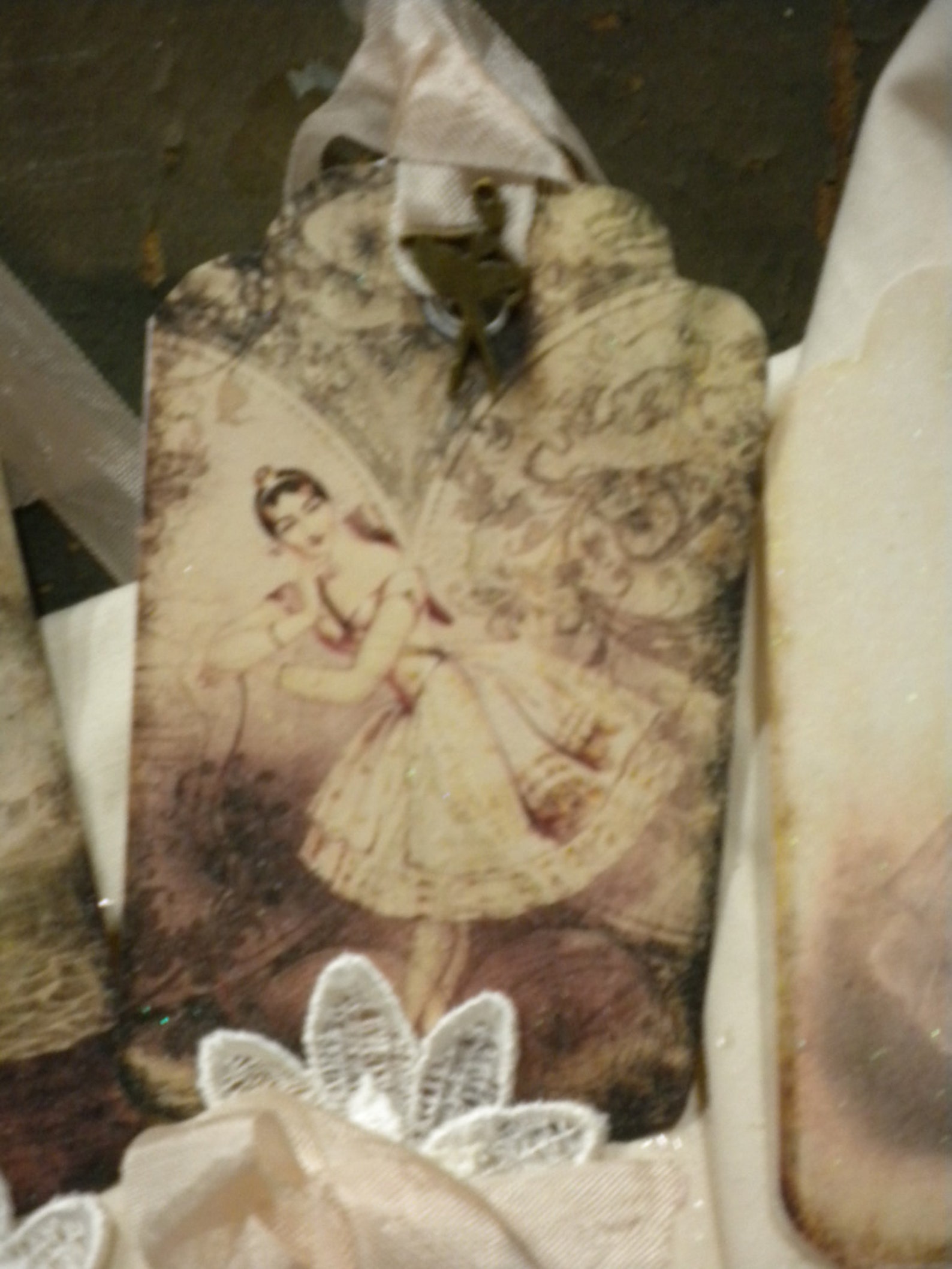 gift tags vintage ballerinas with charm of ballet shoes (6) gift tags vintage ballerinas with charm of ballet shoes (6)