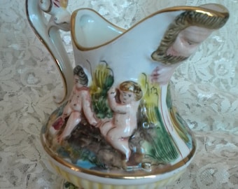 Vintage Handbemalter Capodimonte Milchkännchen