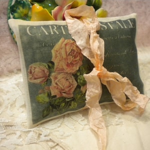 Lavender Sachet Vintage Paris Roses Carte Postale