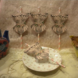 Shabby Cup Cake / Dessert Toppers Pink French Corset (6)