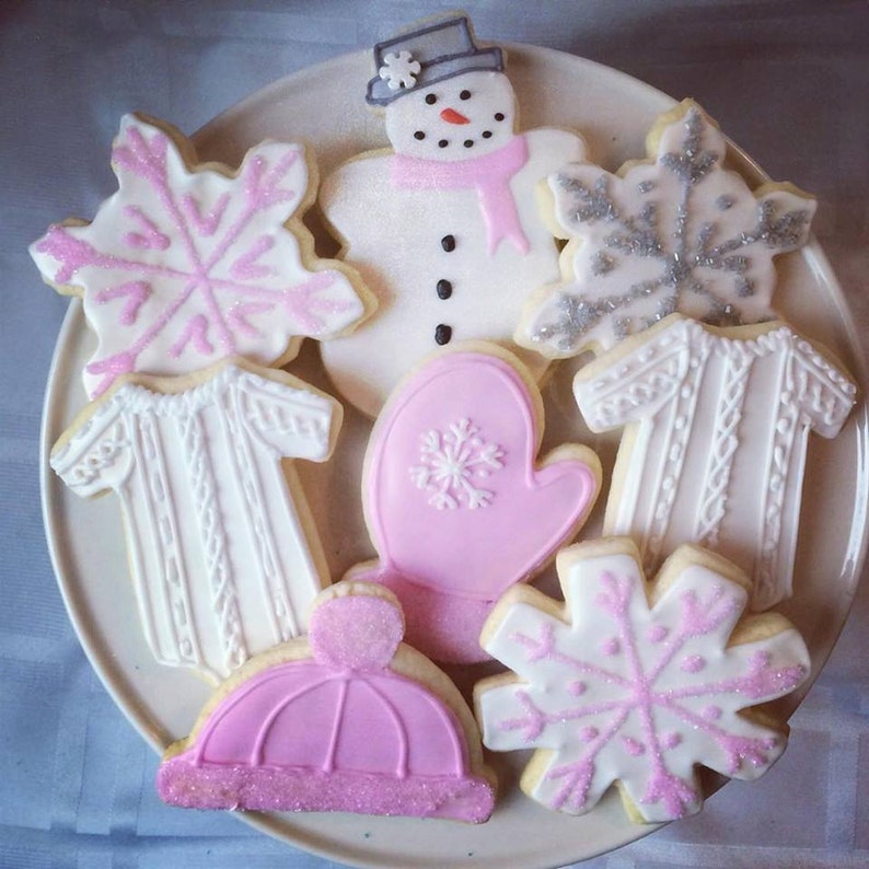 1 Dozen Winter Theme Baby Shower Cookies Etsy 1 Dozen Winter Theme Baby Shower Cookies Etsy