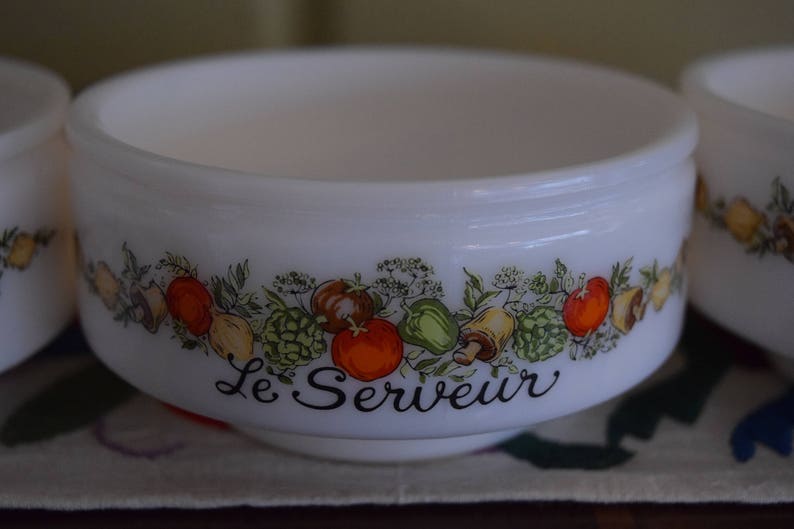 GEMCO Spice of Life Le Serveur Soup Cereal Serving Condiment Bowls with French Lettering Milk Glass Corning Condiments Set of 3