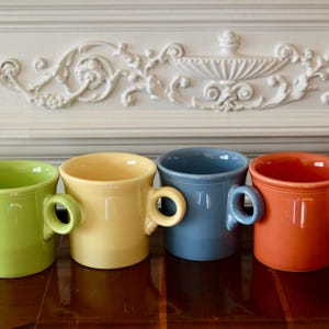 Set of 4 Fiestaware Tom & Jerry Coffee Mugs Homer Laughlin Blue Persimmon Yellow Green