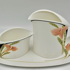 Villeroy & Boch Iris Peach and Black Procelain Pitcher, Creamer and Serving Plate Made in Luxembourg 1980s-1990s Retired Pattern