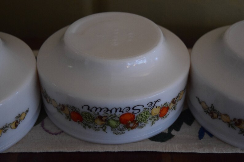 GEMCO Spice of Life Le Serveur Soup Cereal Serving Condiment Bowls with French Lettering Milk Glass Corning Condiments Set of 3