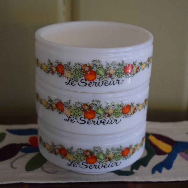 GEMCO Spice of Life Le Serveur Soup Cereal Serving Condiment Bowls with French Lettering Milk Glass Corning Condiments Set of 3