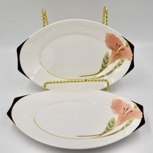Villeroy & Boch Iris Peach and Black Set of 2 Small Serving Plates Made in Luxembourg 1980s-1990s Retired Pattern