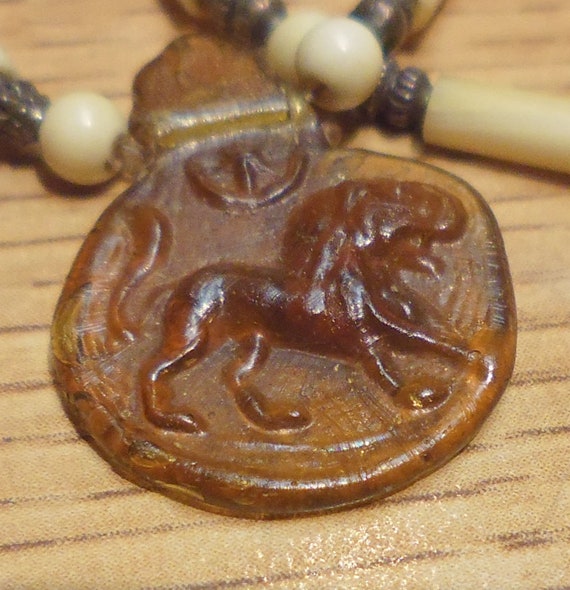Ancient Roman, 100 AD. glass pendant, lion image,… - image 6