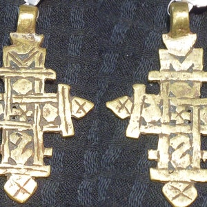Brass Ethiopian Coptic Christian cross, 65 x 45 mm (C 37)