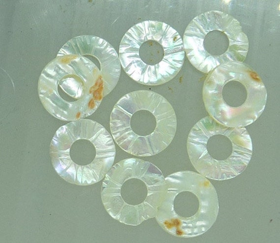 set of 10 carved shell large hole disks, 13x1 mm.… - image 2