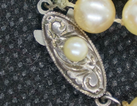 Pearls with silver and pearl clasp, pearls are 6m… - image 3