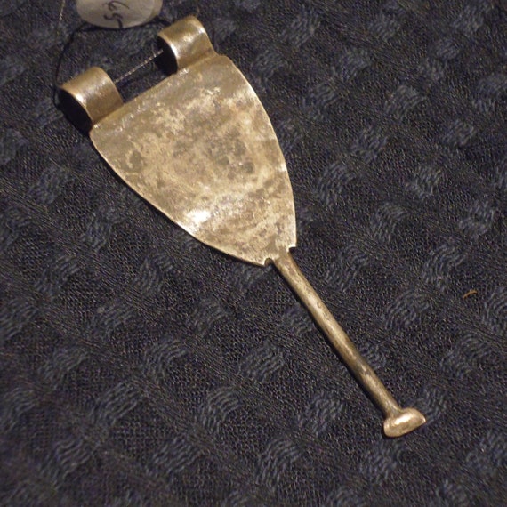 Nomadic tribal silver earwax scoop, part of groom… - image 2