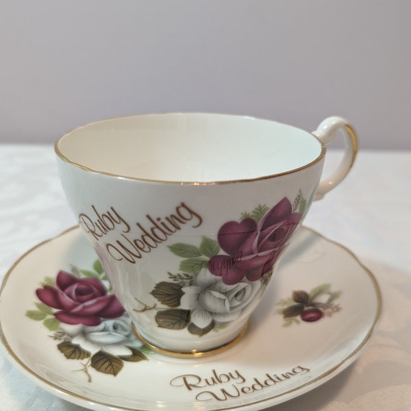 Argyle Ruby Hochzeit Bone China Teetasse und Untertasse hergestellt in England