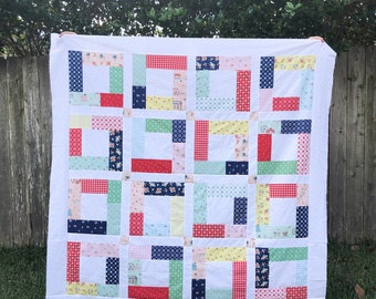 Log Cabin-ish PDF Quilt Pattern log cabin quilt beginner quilt fat quarter pdf pattern log cabin fast quilt